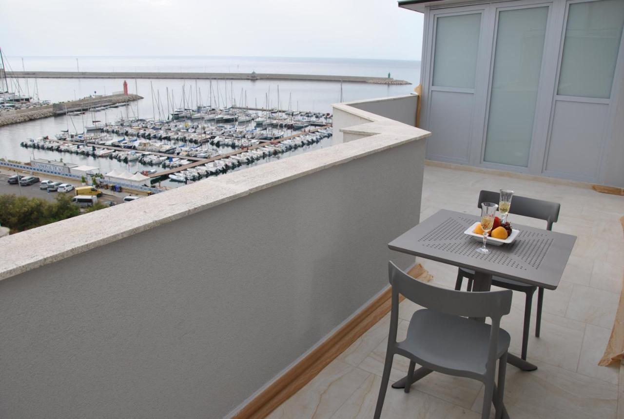 Le Terrazze Sul Mare Gallipoli Centro Exterior foto